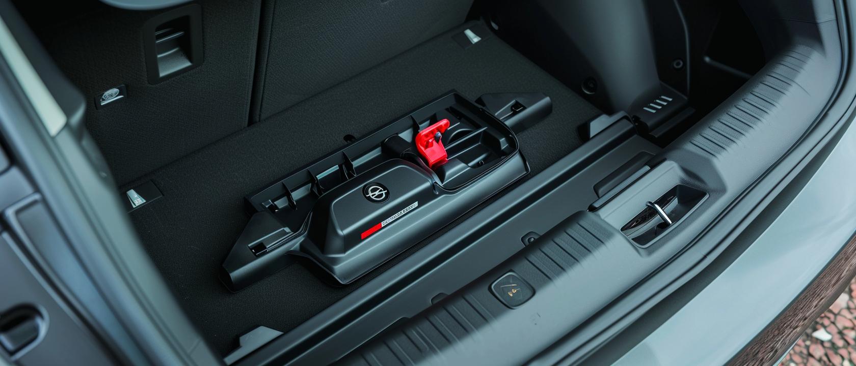 Замена кнопки багажника опель астра j, замена кнопки багажника опель астра j хэтчбек, Замена кнопки багажника опель астра j, замена кнопки багажника опель астра j хэтчбек, Замена кнопки багажника опель астра j