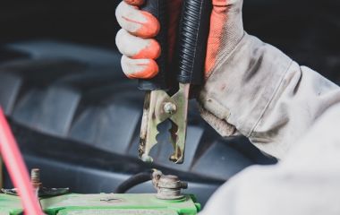 Пуско-зарядные устройства: помощники в дороге и в гараже